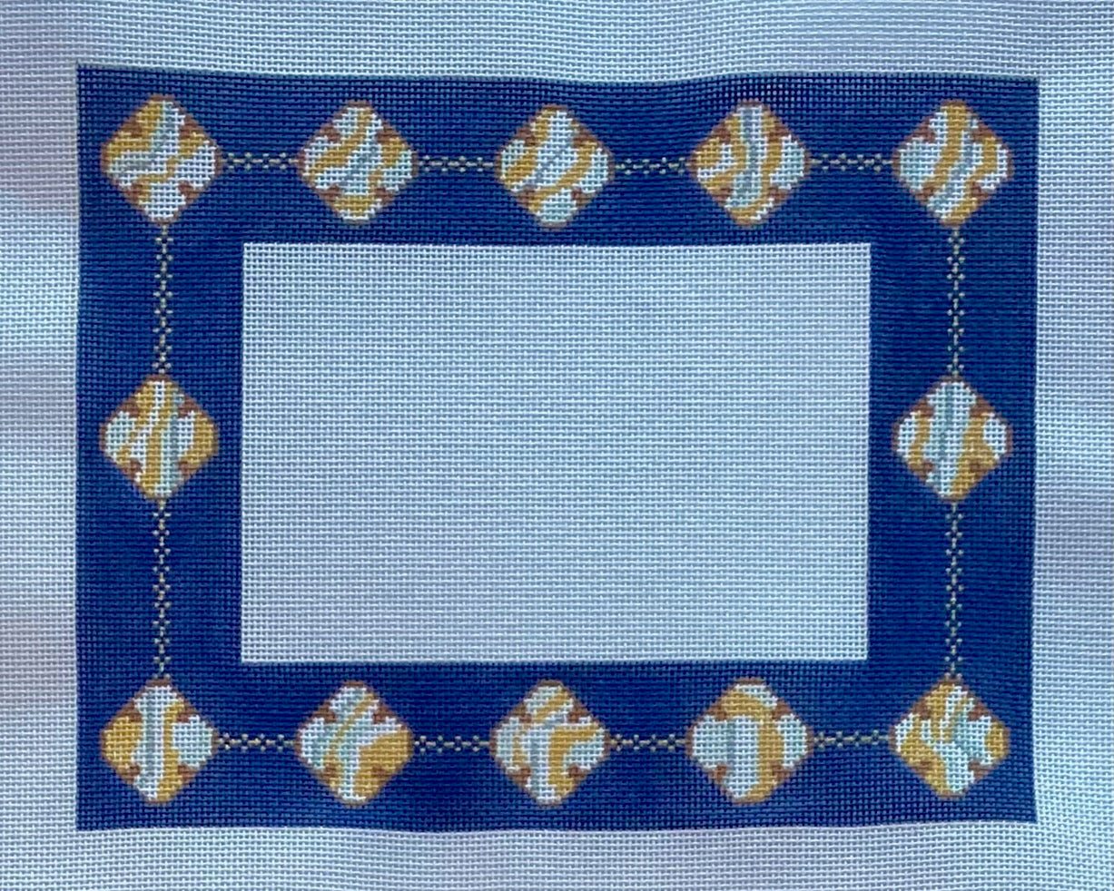 Froopy Designs:FD333 (Van Cleef) Quatrefoil Ne