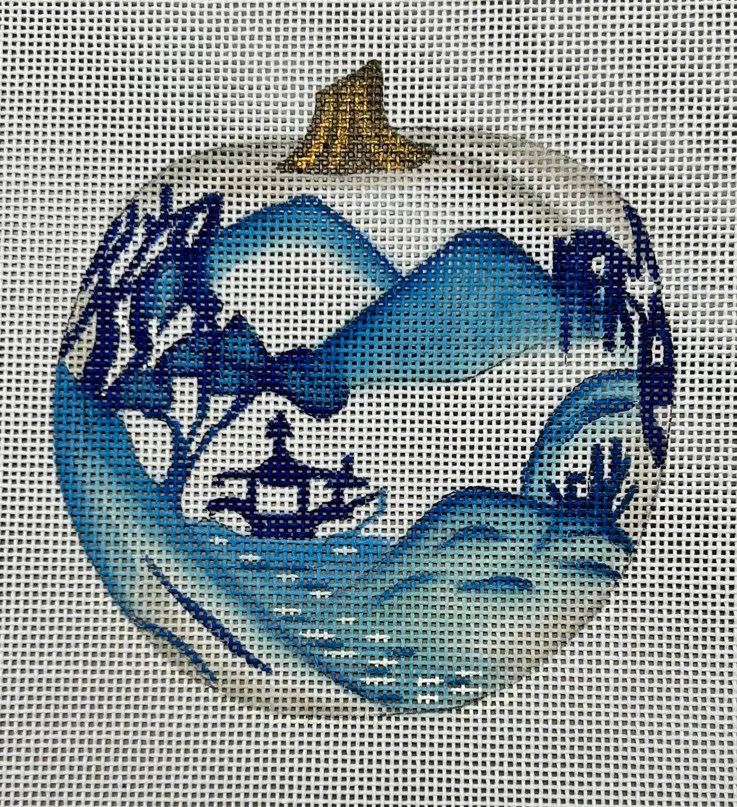 Halloween:HA508 blue/white pumpkin Mount