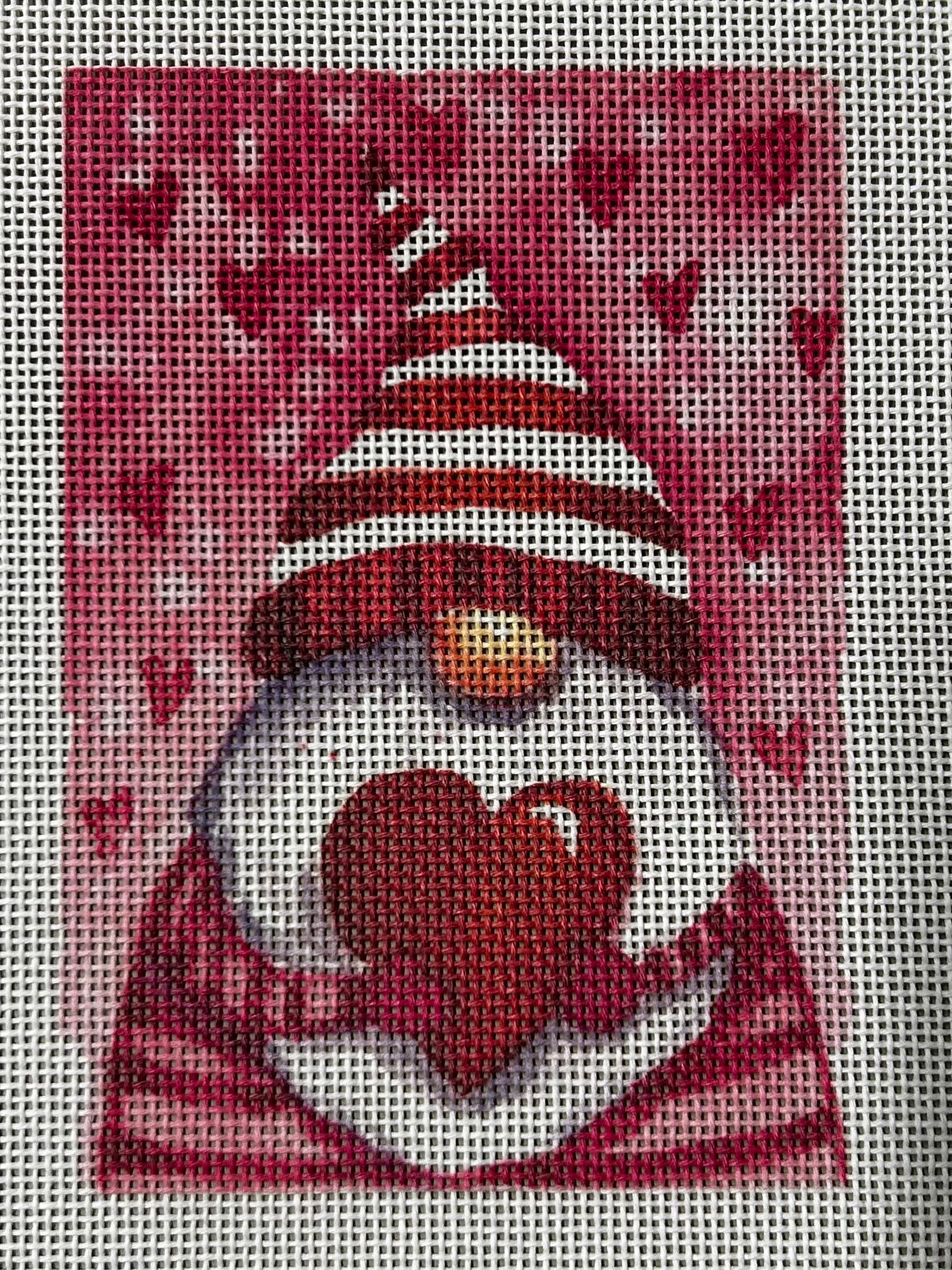 Ellen Crimi-Trent:ECT200B Gnome Holding Heart